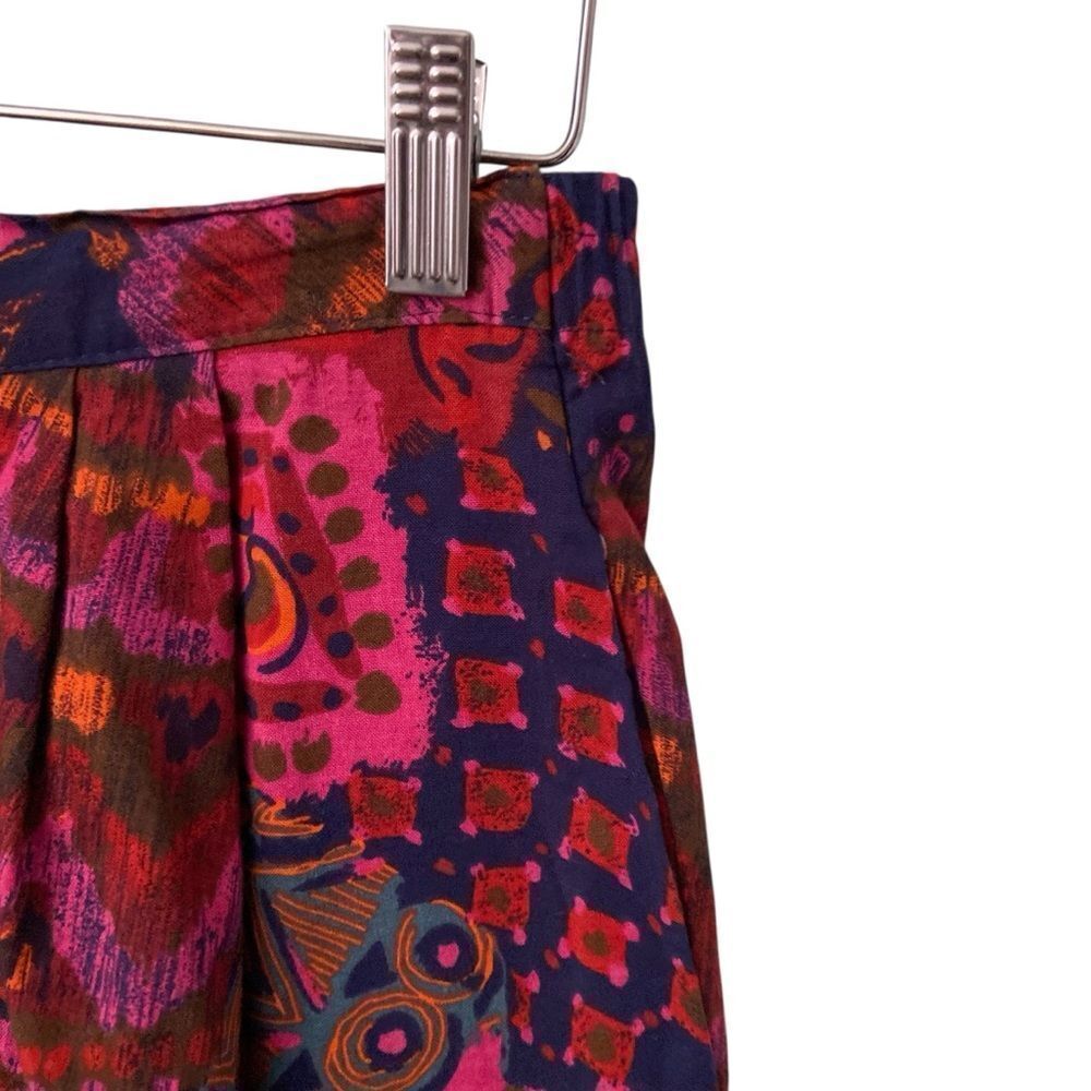 Vintage Miz California High Waist Shorts - Pink and Red Pattern Made in USA in S - Picture 6 of 8